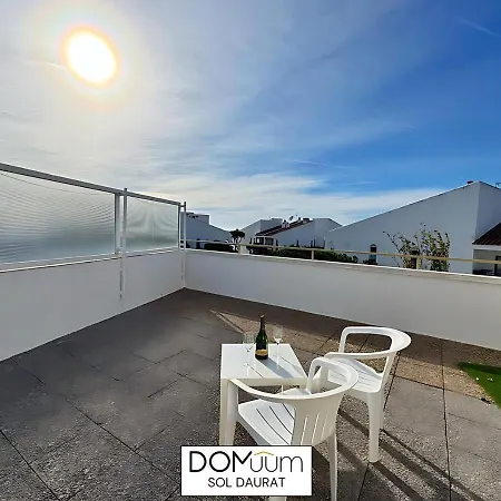 Domuum Holidays - Sol Daurat