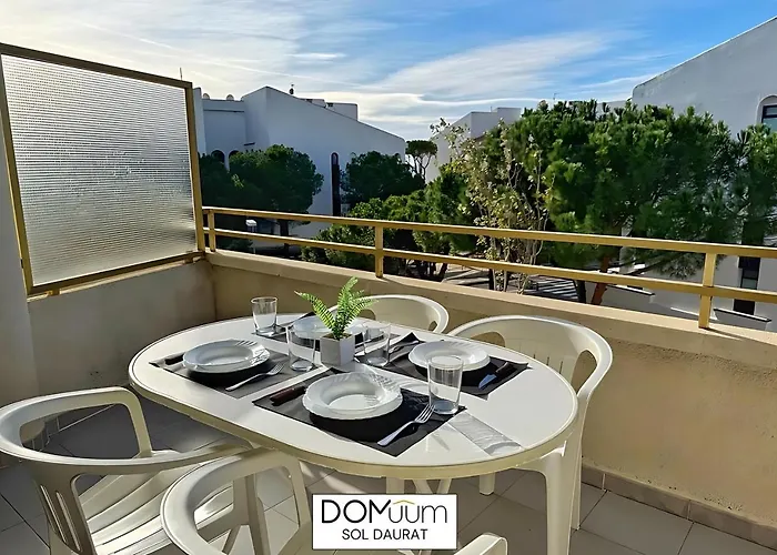 Domuum Holidays - Sol Daurat Apartman *