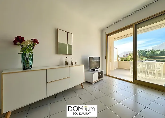 Domuum Holidays - Sol Daurat *